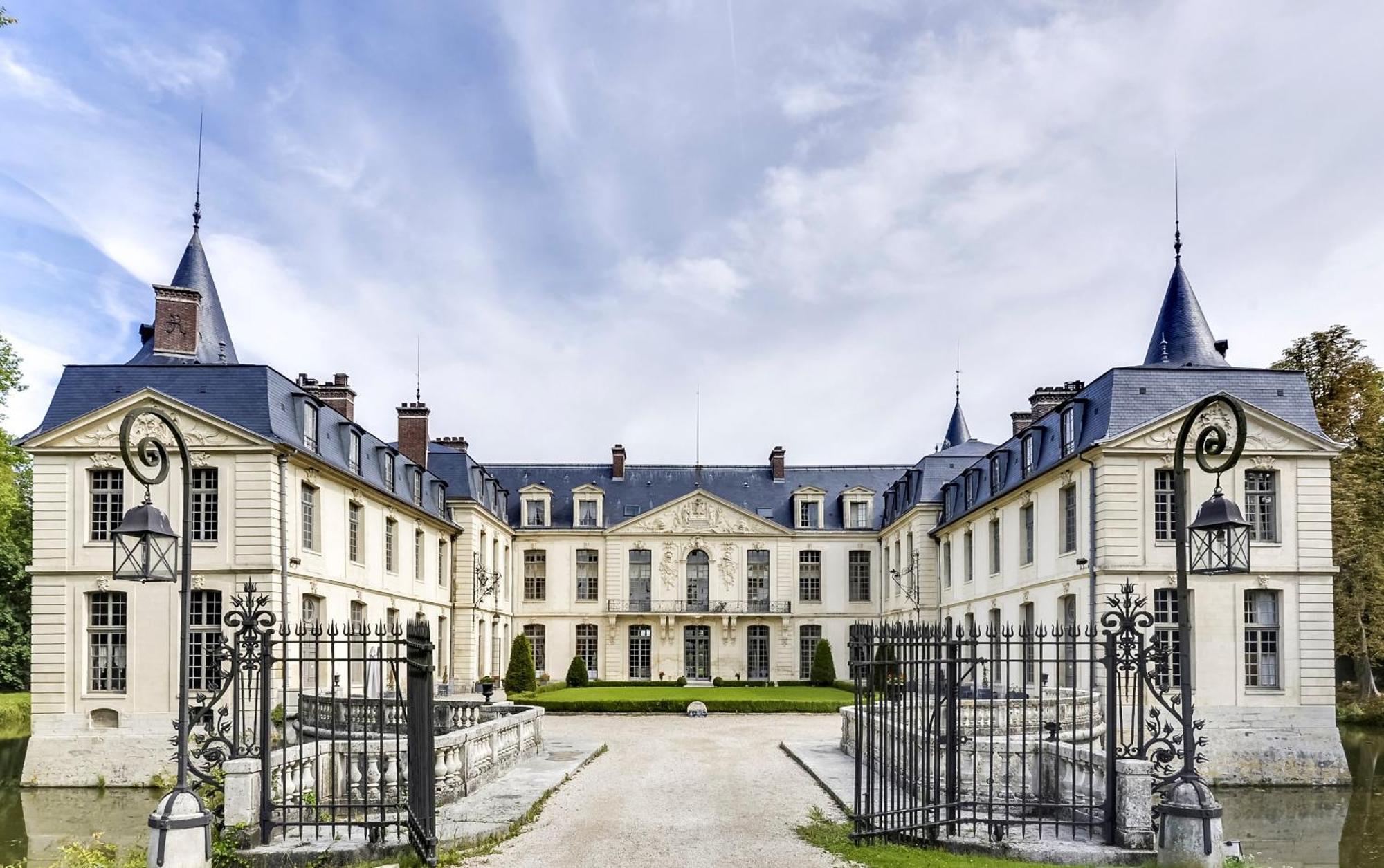 Chateau D'에름농빌 외부 사진